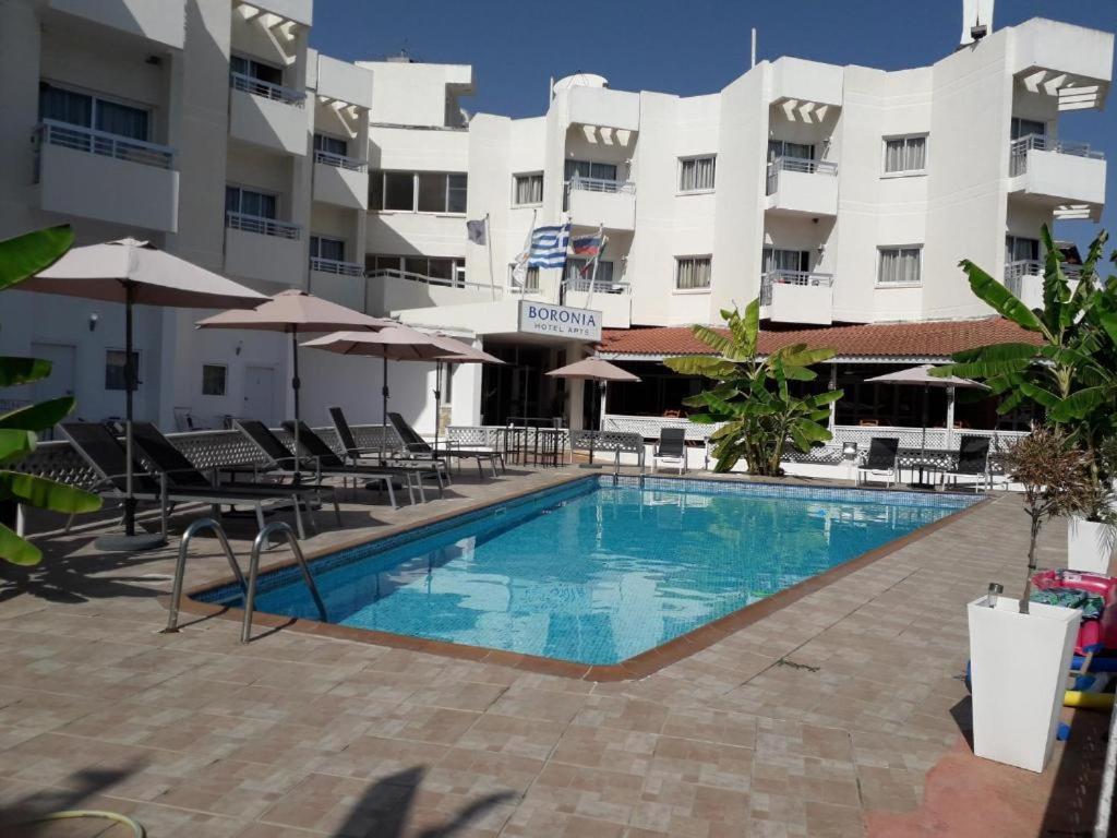 Boronia Hotel Apartments Larnaca Eksteriør billede